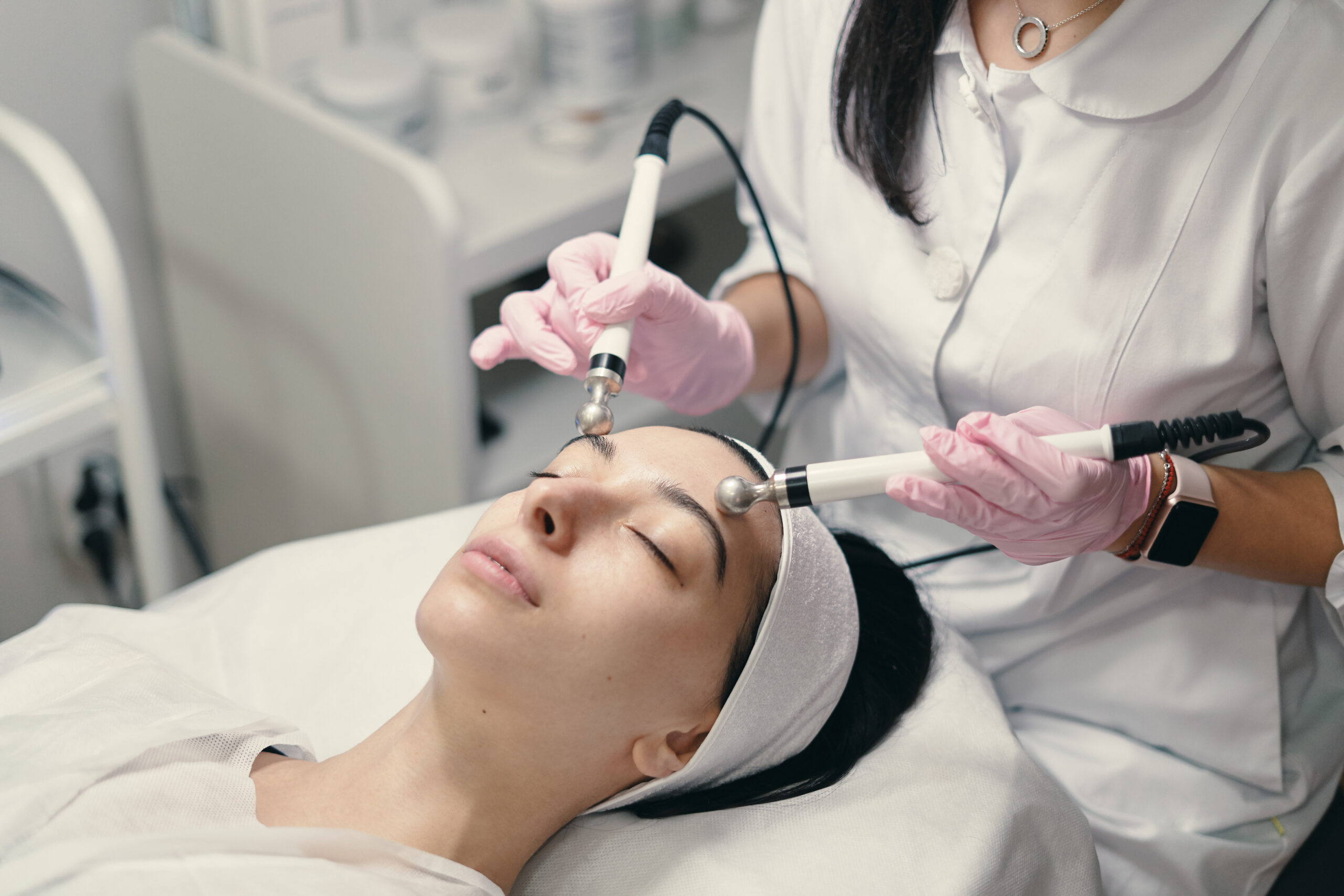 Facials & Hydro Facials